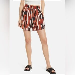 Geometric Patterned Women's Shorts